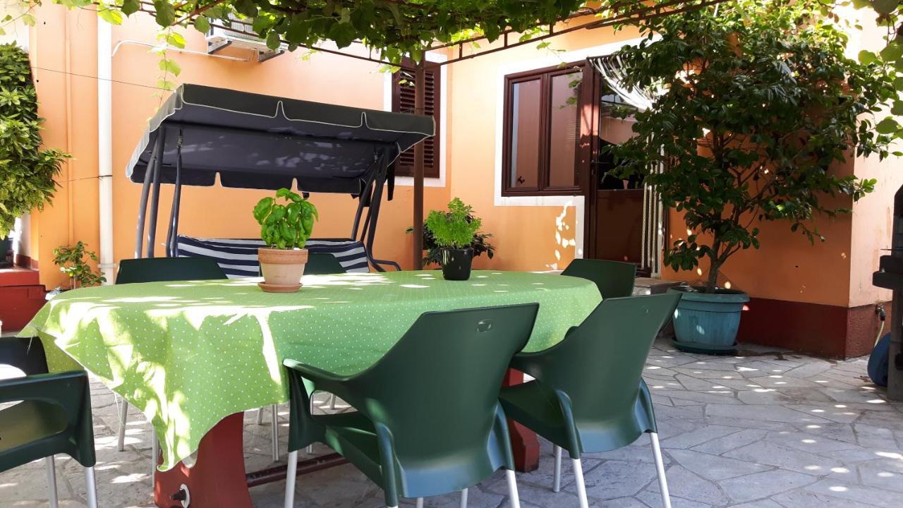 Apartments Penovic Kotor Bagian luar foto
