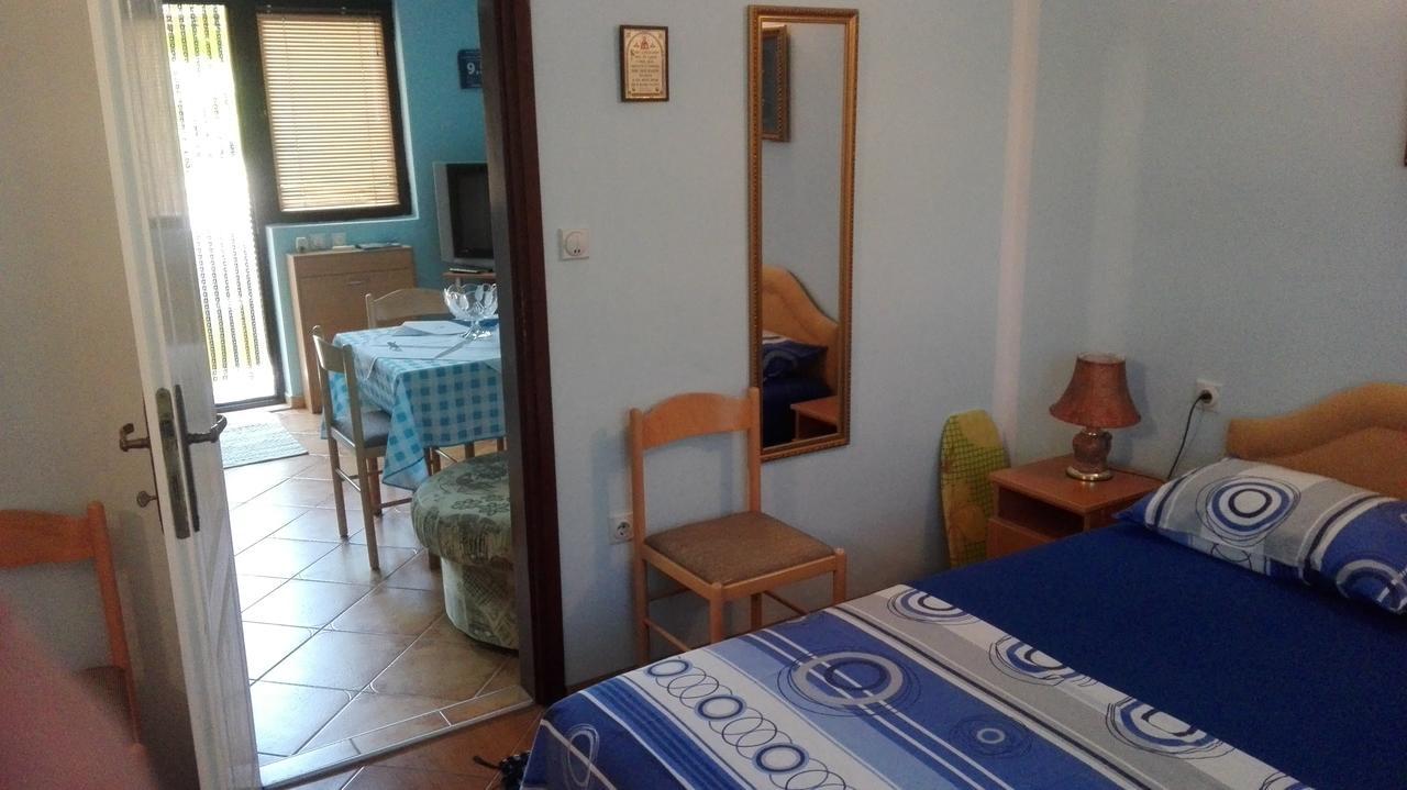 Apartments Penovic Kotor Bagian luar foto